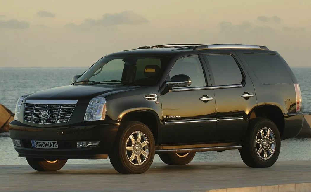 Cadillac Escalade 3